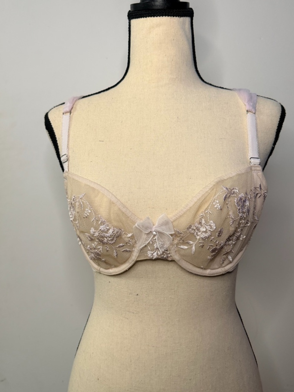 Victoria's Secret Sheer Embroidered Bra in Nude silver and Lavender